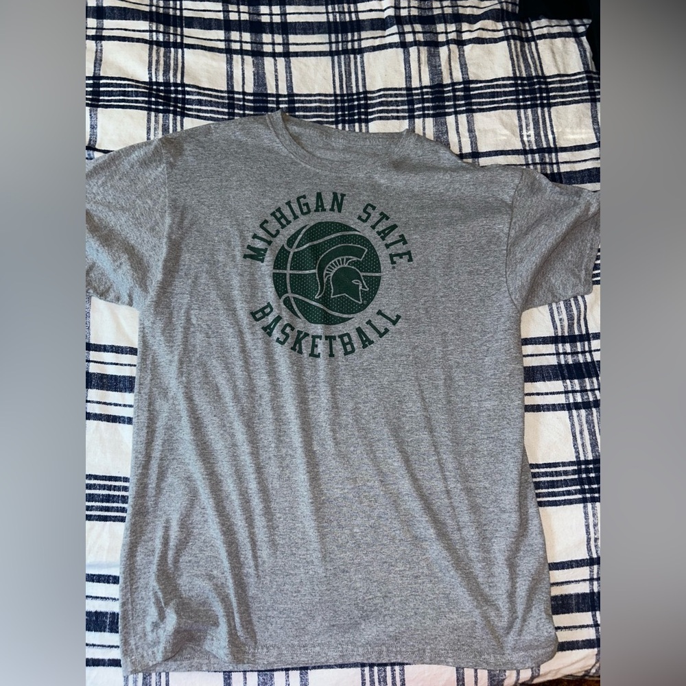 Large Michigan state basketball Tshirt
